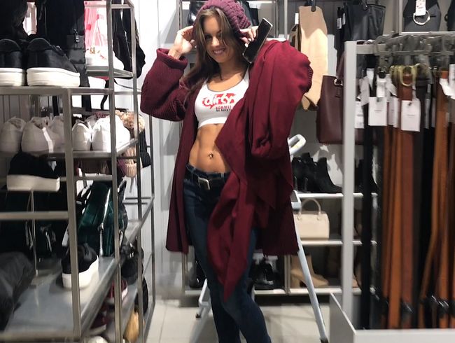Arya_LaRoca Porno Video: Fanfi** im einkaufsladen