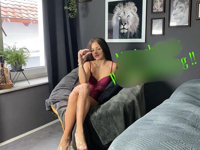 Arya_LaRoca Porno Video: Minischw**z wi**sanleitung!!