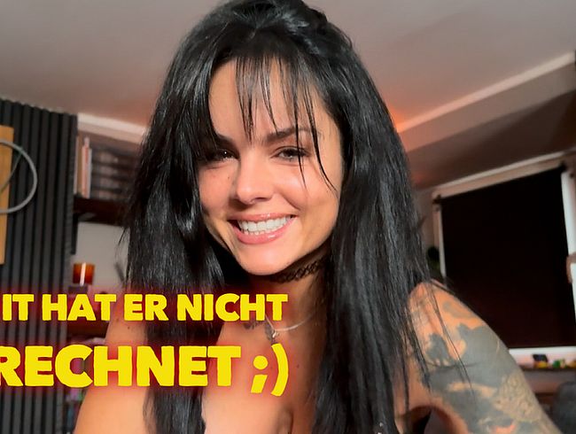 Arya_LaRoca Porno Video: POV! Damit hat er nicht gerechnet ;)
