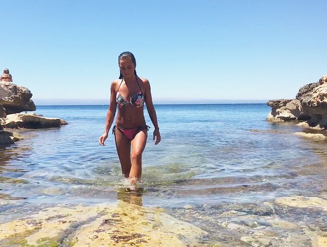Arya_LaRoca Porno Video: Schwänger mich am Strand (Public)