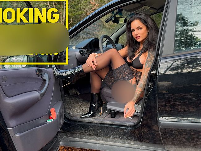 Arya_LaRoca Porno Video: SMOKING mit Erniedrigung & wi**sanleitung!
